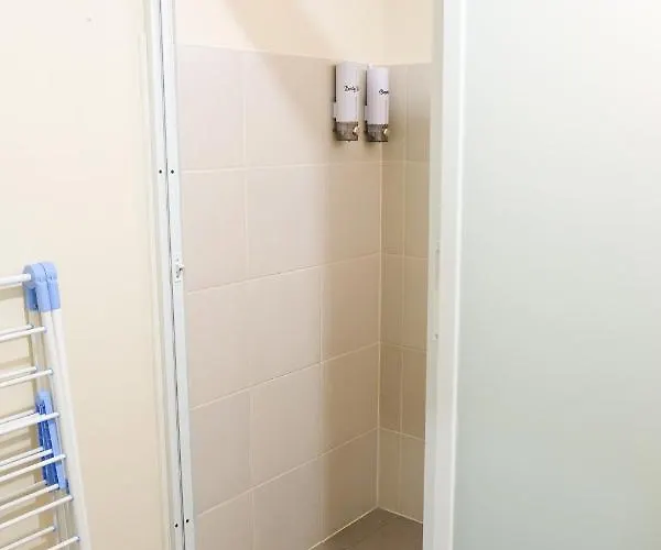 Spacious 1br Corner Unit In It Park アパート