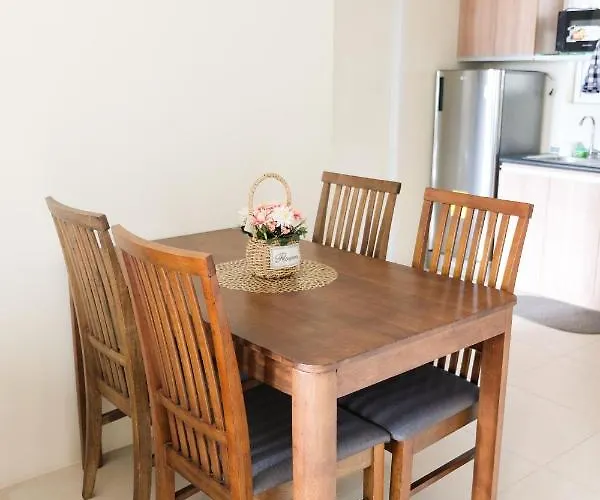 Spacious 1br Corner Unit In It Park *